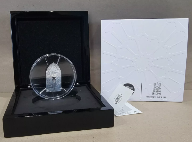 Coffret 10€ Euros Argent 999/1000 France 2024 Excellence ''Notre Dame de Paris''